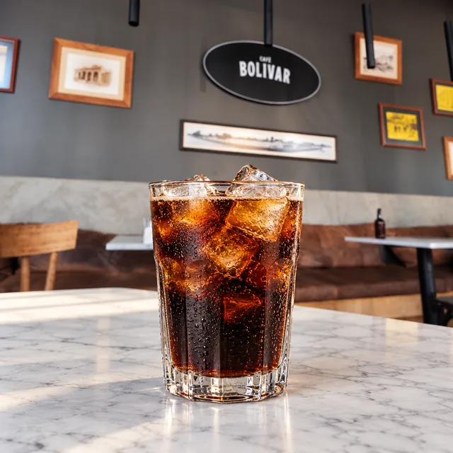 Imagen ilustrativa de Fernet con Coca